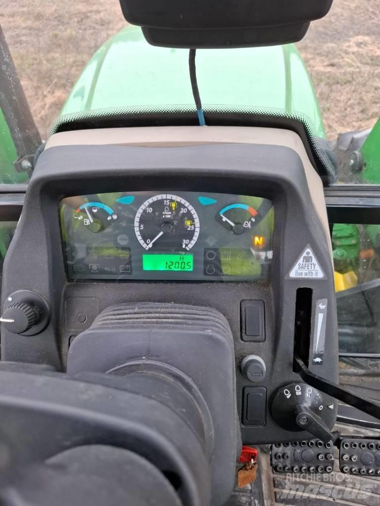 John Deere 5075 E Tractores