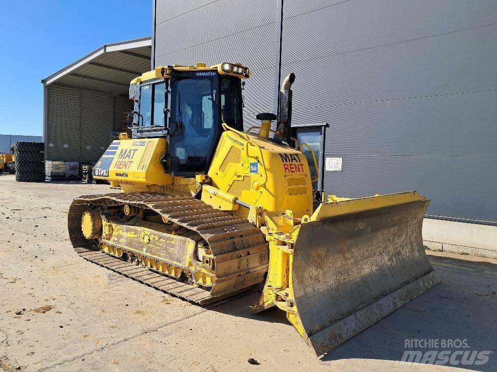 Komatsu D61PXI-24E0 Buldozer sobre oruga