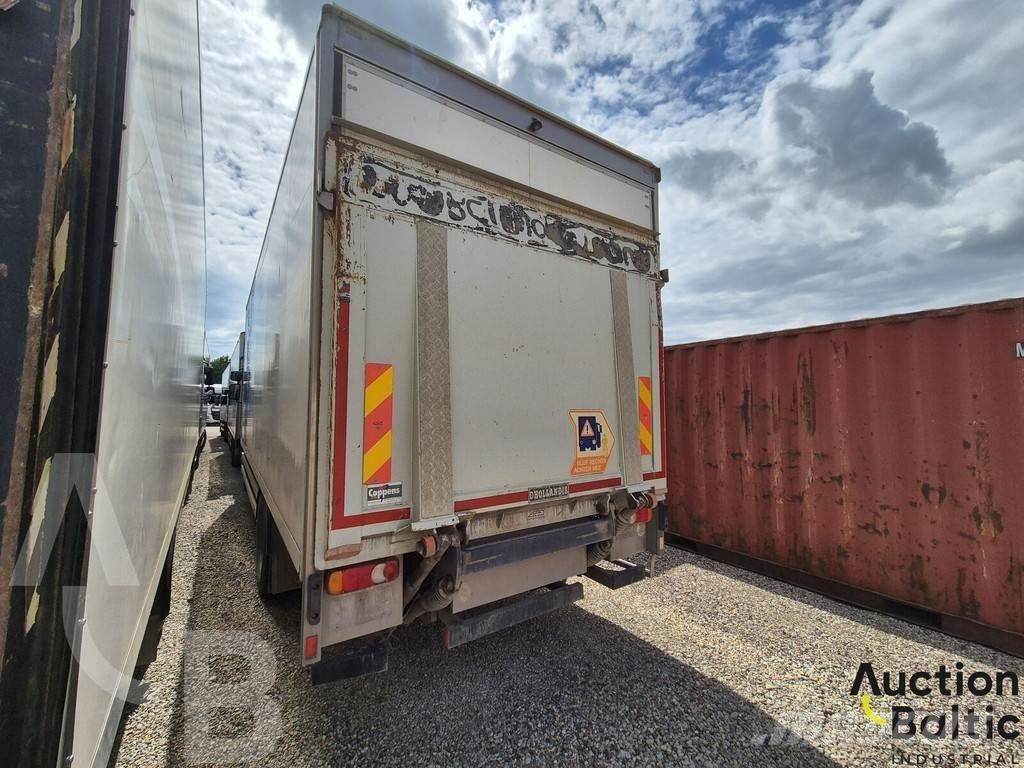 Volvo FL240 Camiones caja cerrada