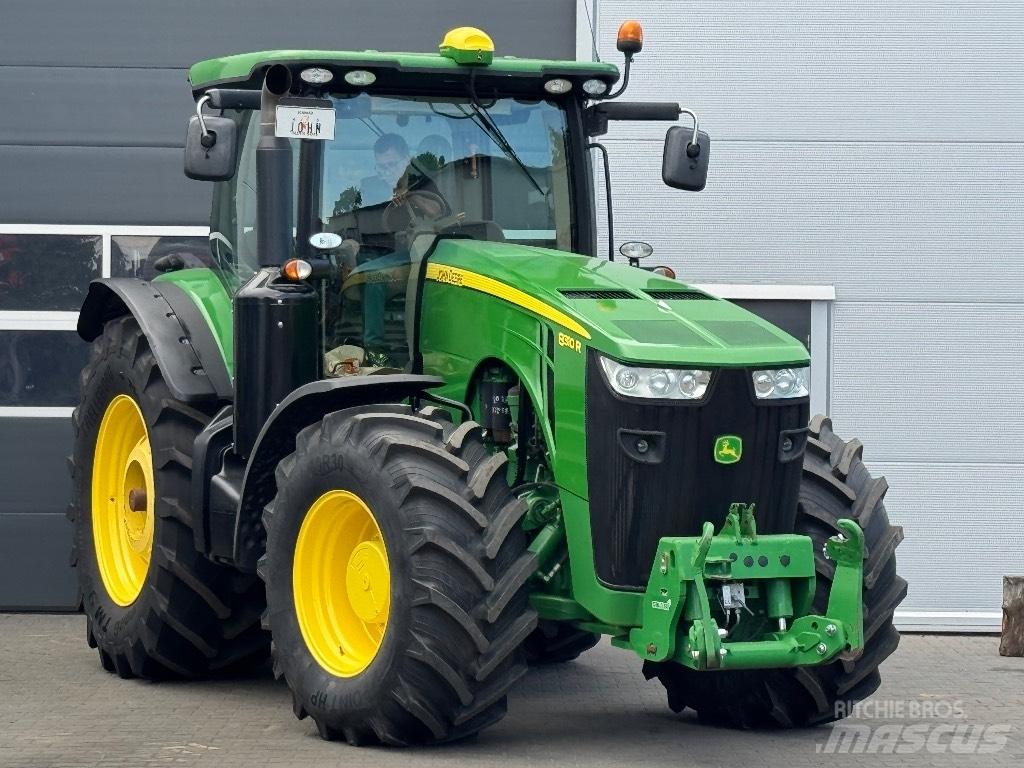John Deere 8310 R Tractores