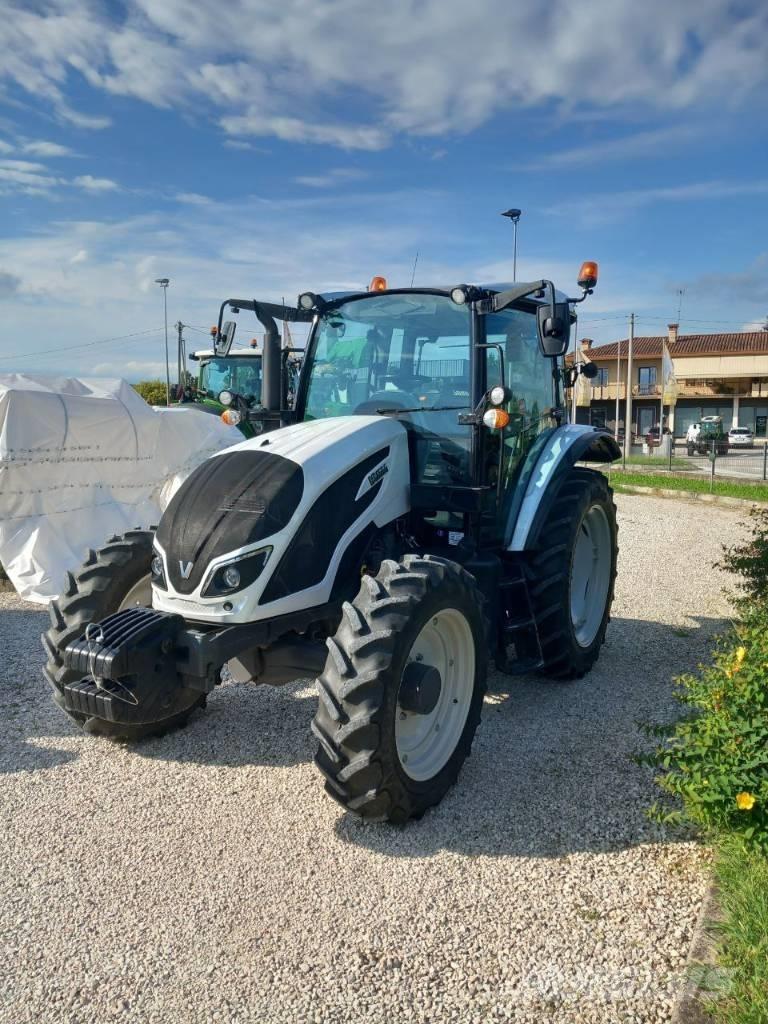 Valtra A 104 Tractores