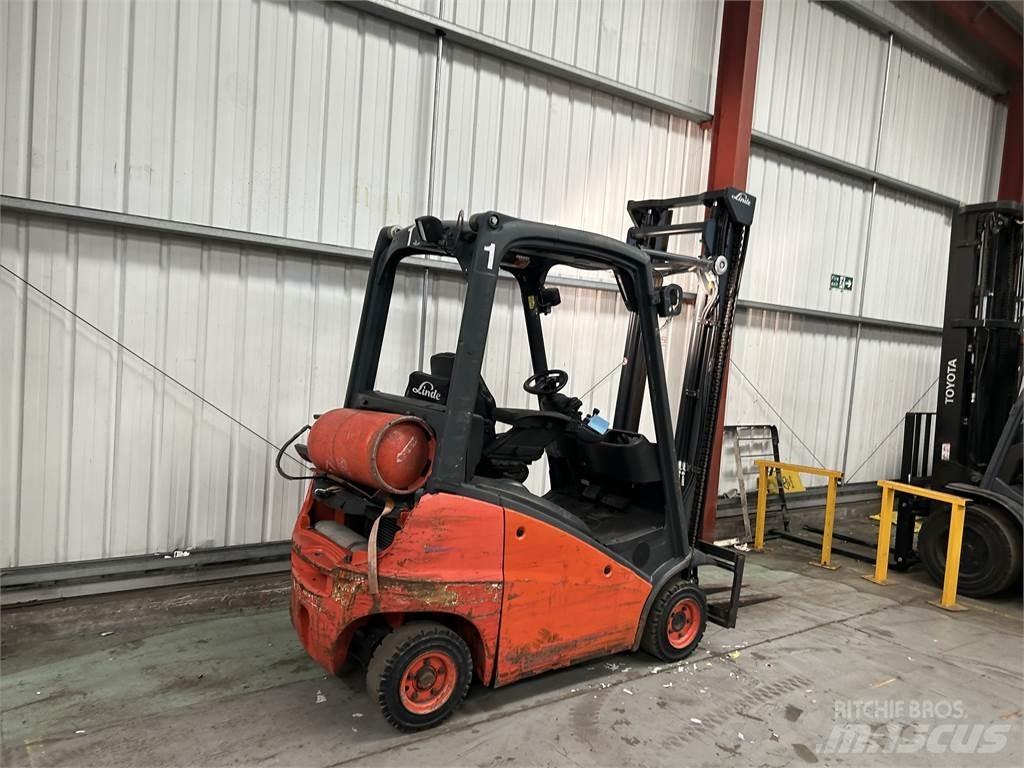 Linde H14T-01 Carretillas LPG