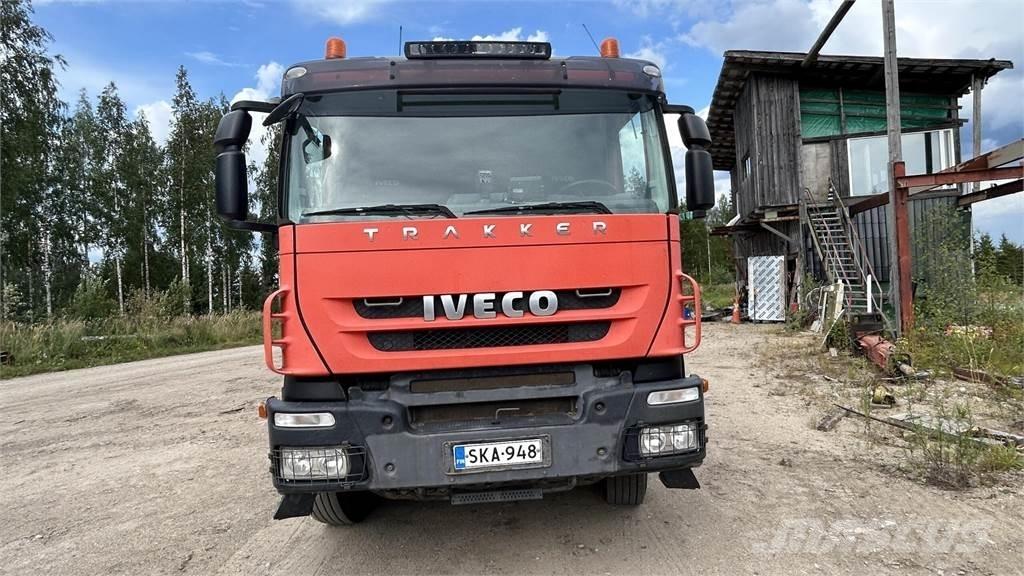 Iveco Trakker Camiones plataforma