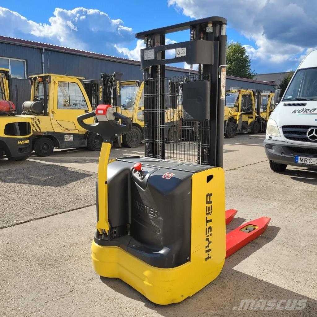 Hyster S 1.4 AC Apiladores manuales
