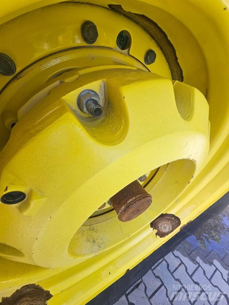 John Deere 8245 R Tractores