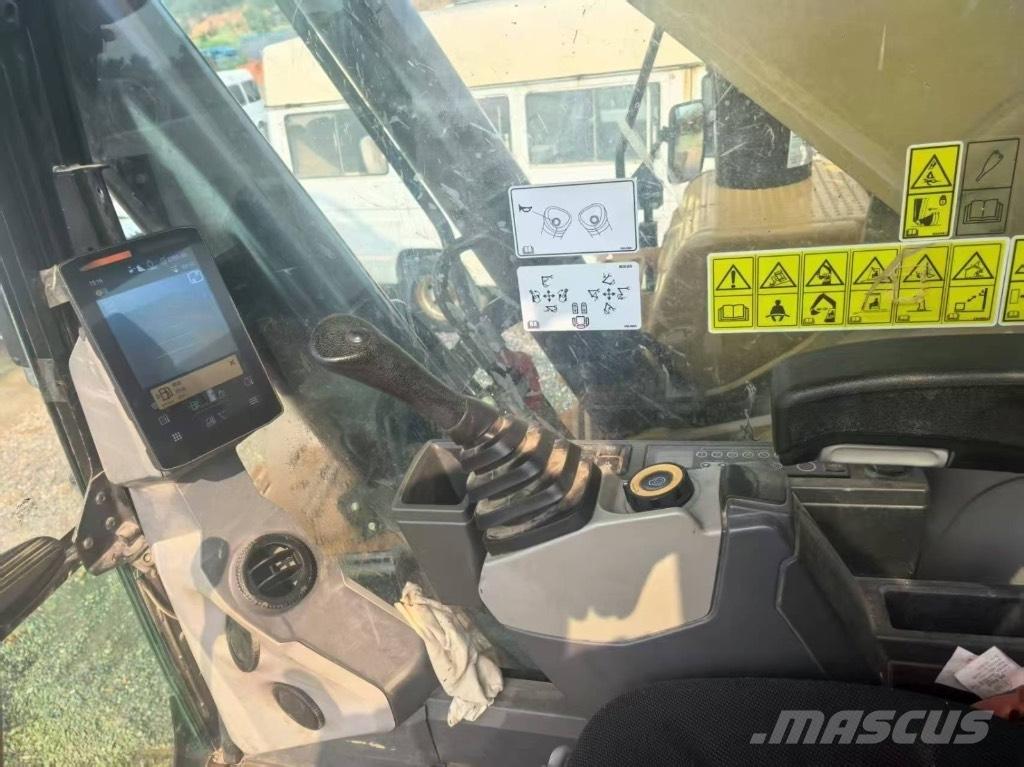 CAT 352 Excavadoras de cadenas