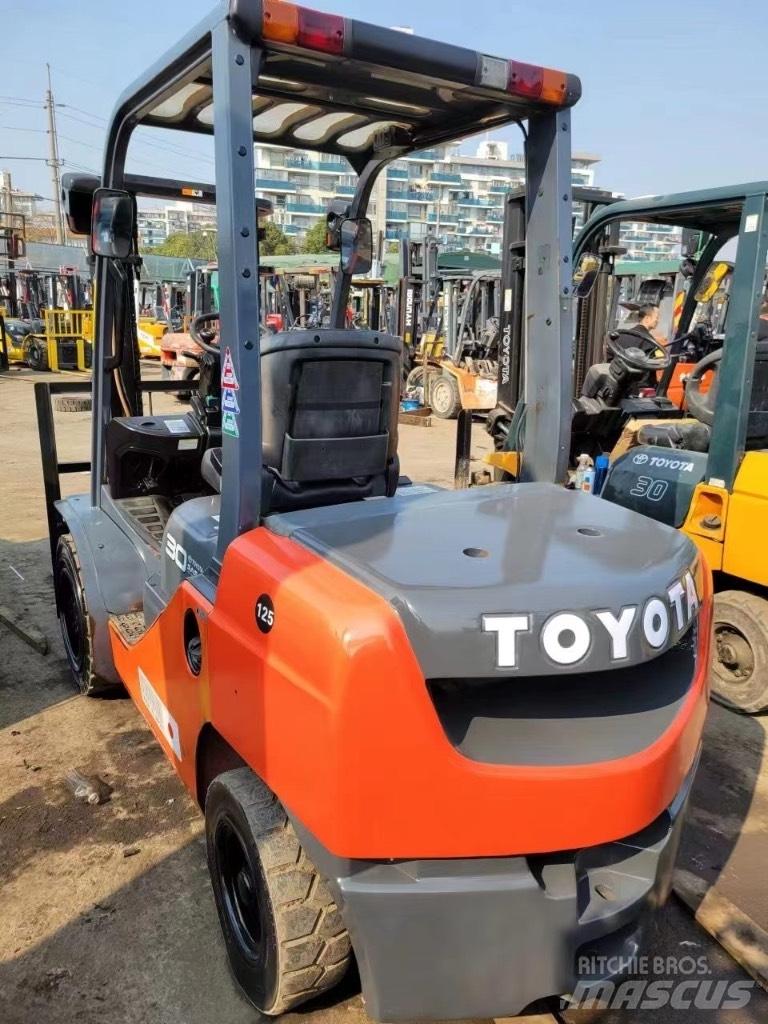 Toyota FD 30 8f Carretillas diesel