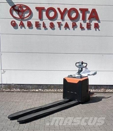 Toyota LPE 250 Apiladores eléctricos