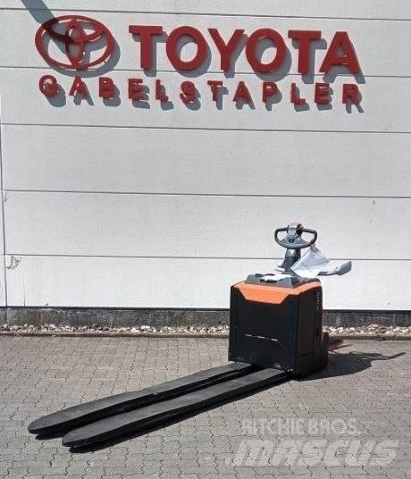 Toyota LPE 250 Transpaletas Electricas