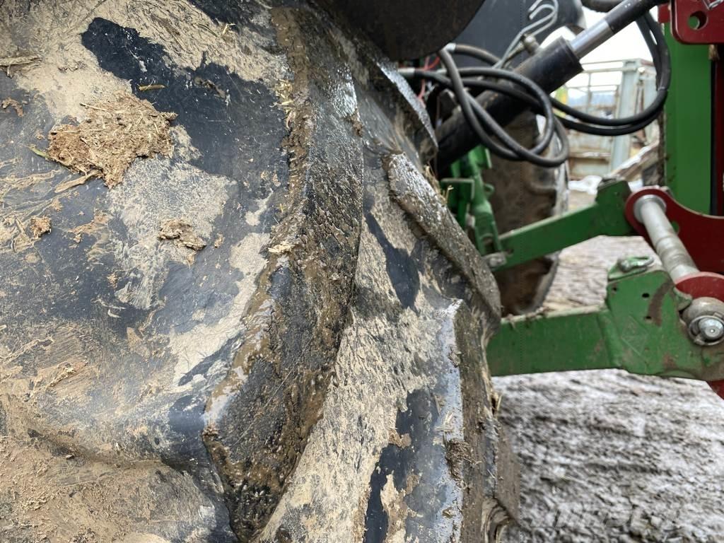 John Deere 6110M Tractores