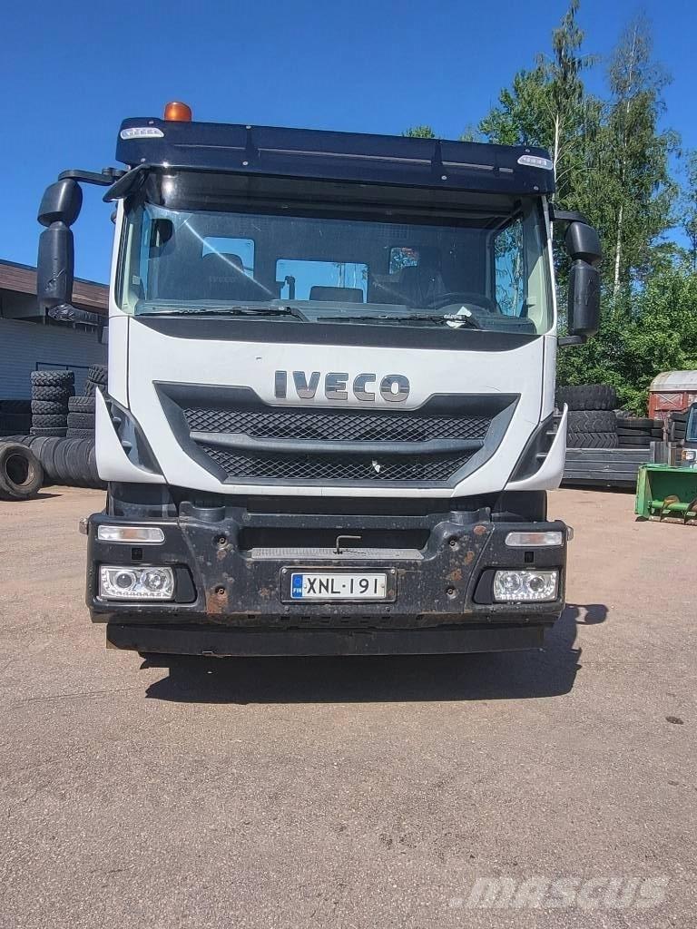 Iveco Stralis-360 Camiones portamaquinaria