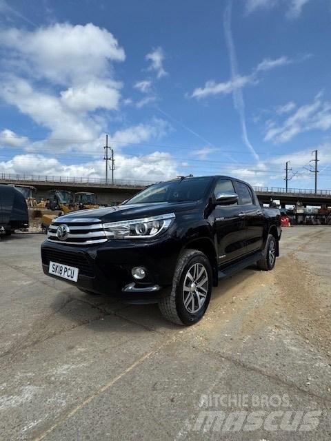 Toyota Hilux Furgonetas caja abierta