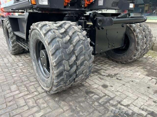 Hitachi ZX 170 W-6 Excavadoras de ruedas