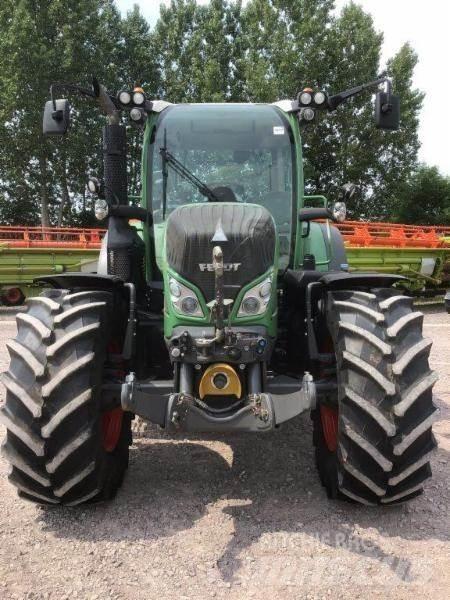 Fendt 516 Vario Tractores
