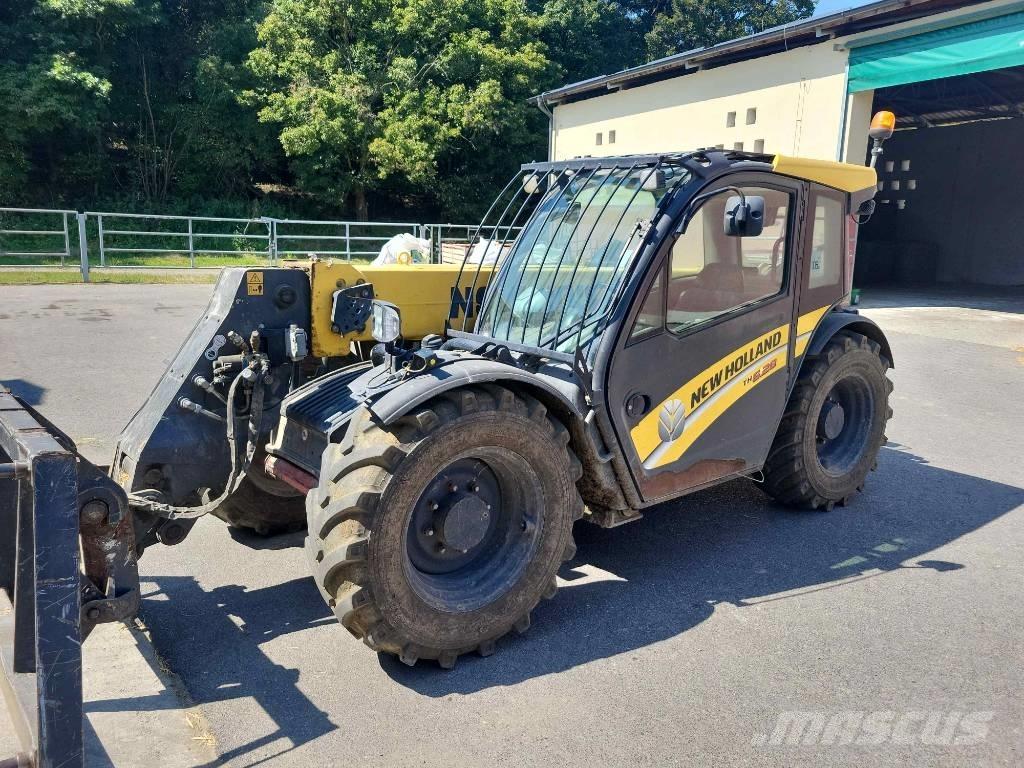 New Holland TH 6.28 Manipuladores telescópicos agrícolas