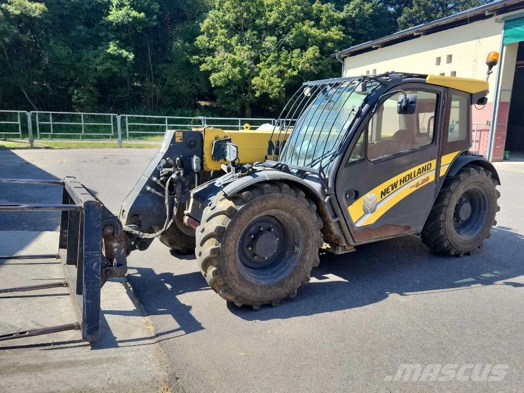 New Holland TH 6.28 Manipuladores telescópicos agrícolas