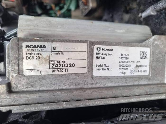 Scania F95 DC9.29 Transporte - Otros