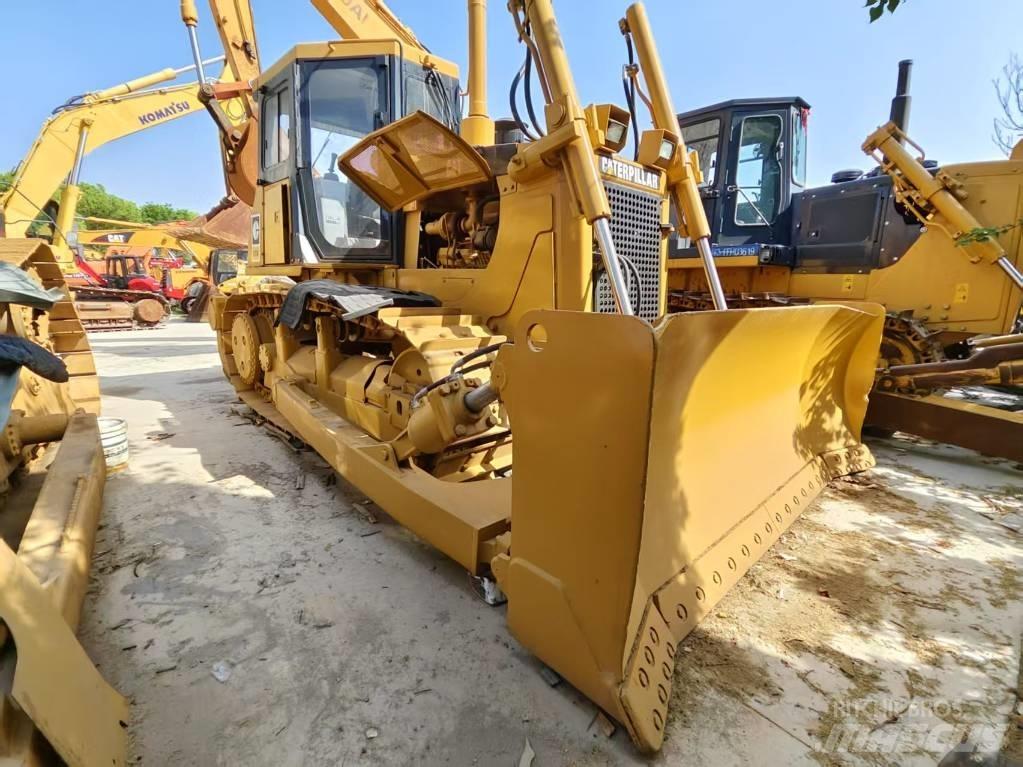 CAT D 7 G Buldozer sobre oruga