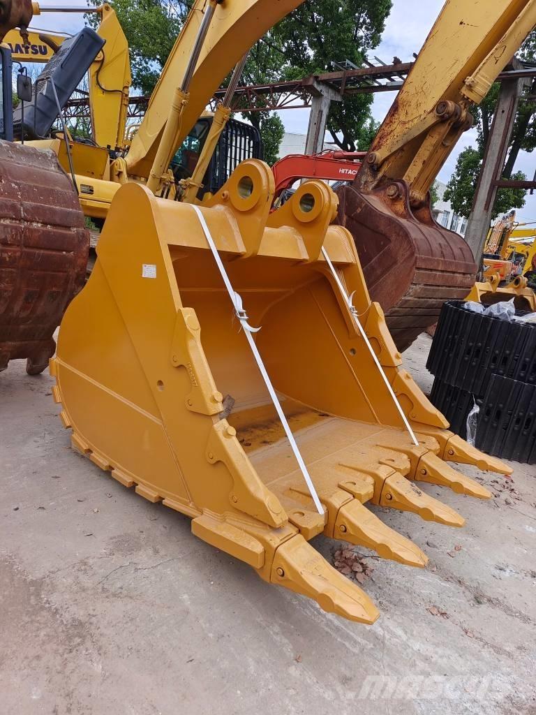 Komatsu PC 200-8N1 Excavadoras de cadenas