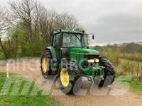 John Deere 6800 Tractores