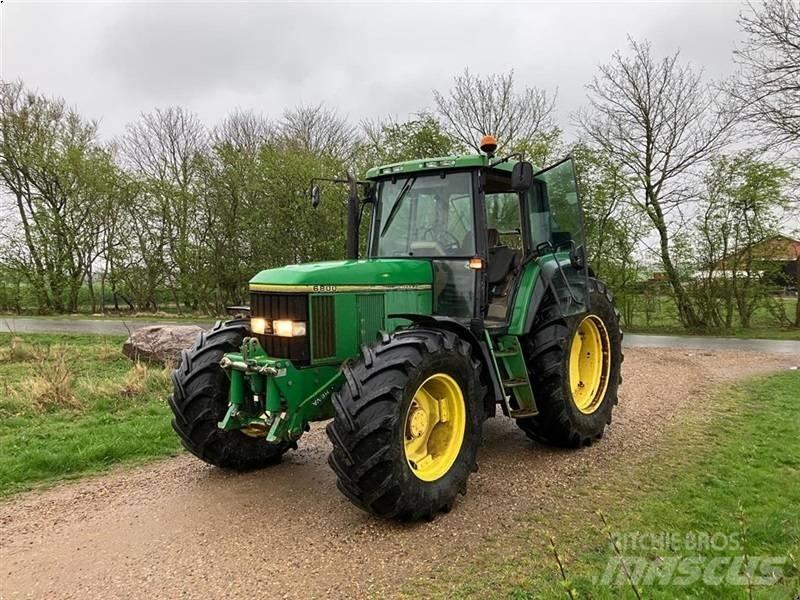 John Deere 6800 Tractores