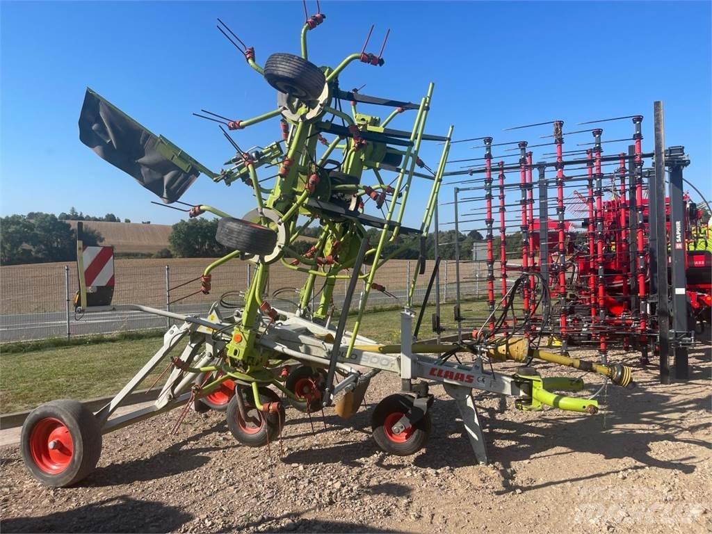 CLAAS Volto 900 T Rastrillos y henificadores