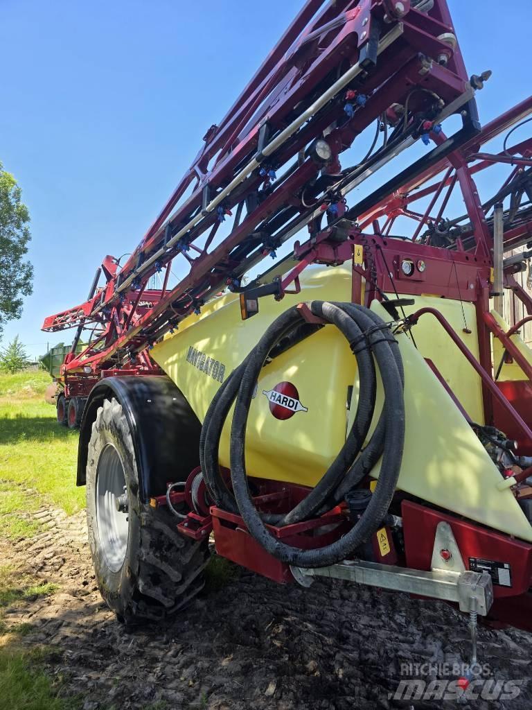 Hardi Navigator 4000 Pulverizadores arrastrados