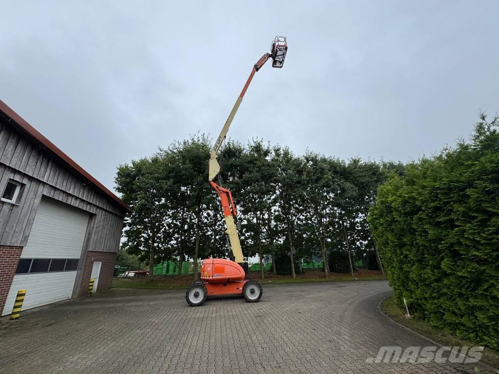 JLG 600 AJ Plataforma de trabajo articulada