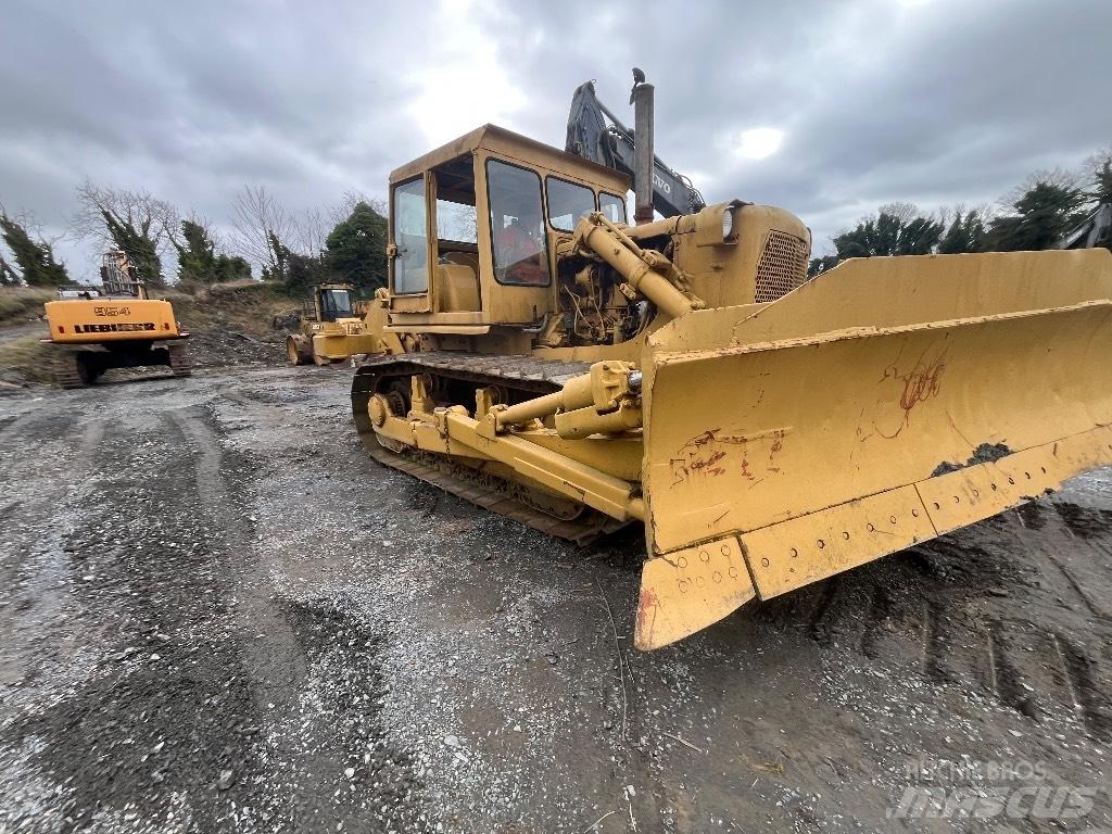 CAT D 7 Buldozer sobre oruga