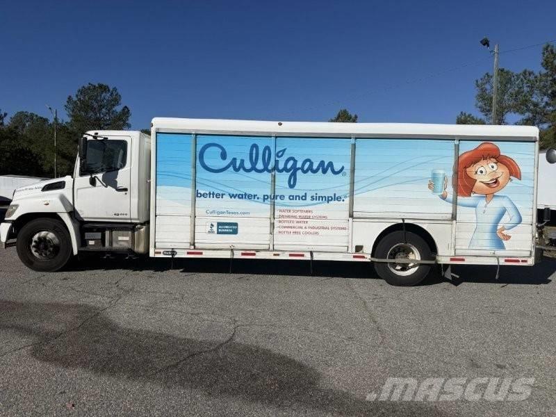 Hino 338 Camiones botelleros