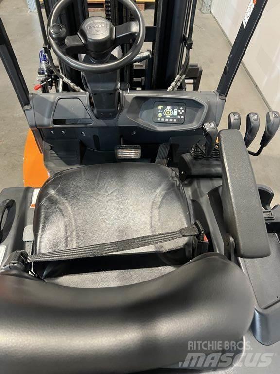 Doosan B34NS Carretillas de horquilla eléctrica