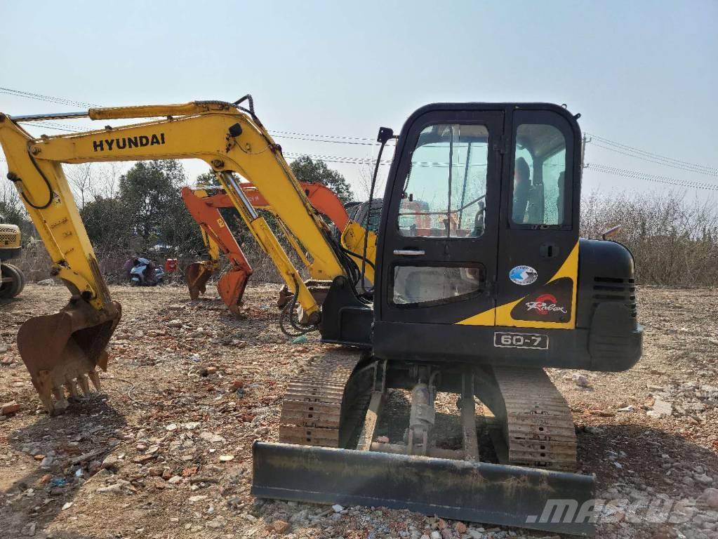 Hyundai R60-7 Mini excavadoras < 7t