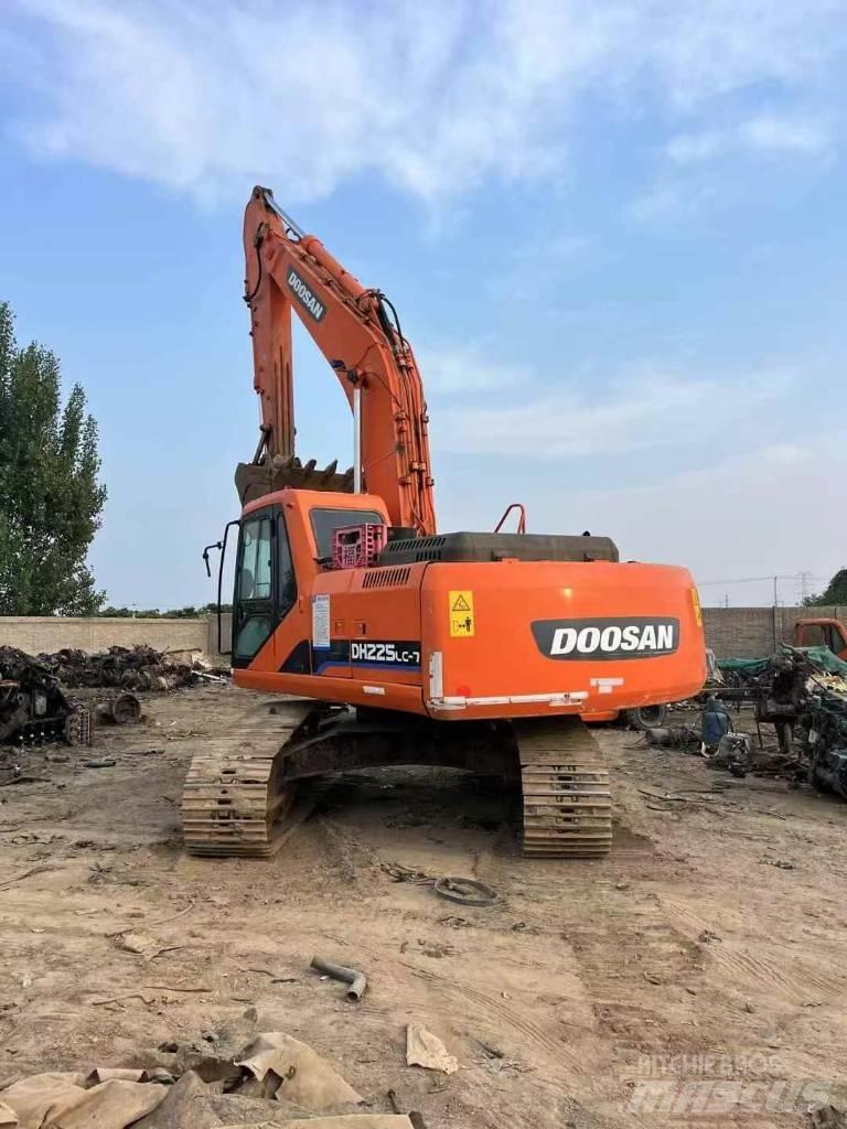 Doosan DH 225 LC-9 Excavadoras de cadenas