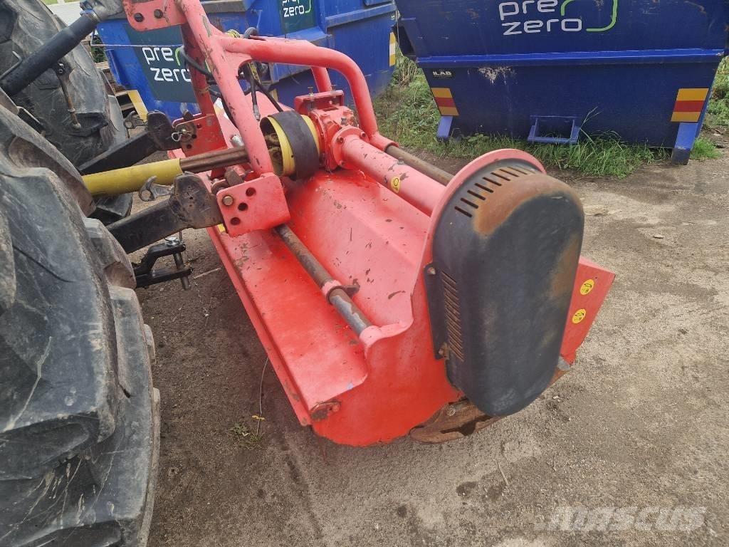 Dragone VL240 Segadoras y cortadoras de hojas para pastos