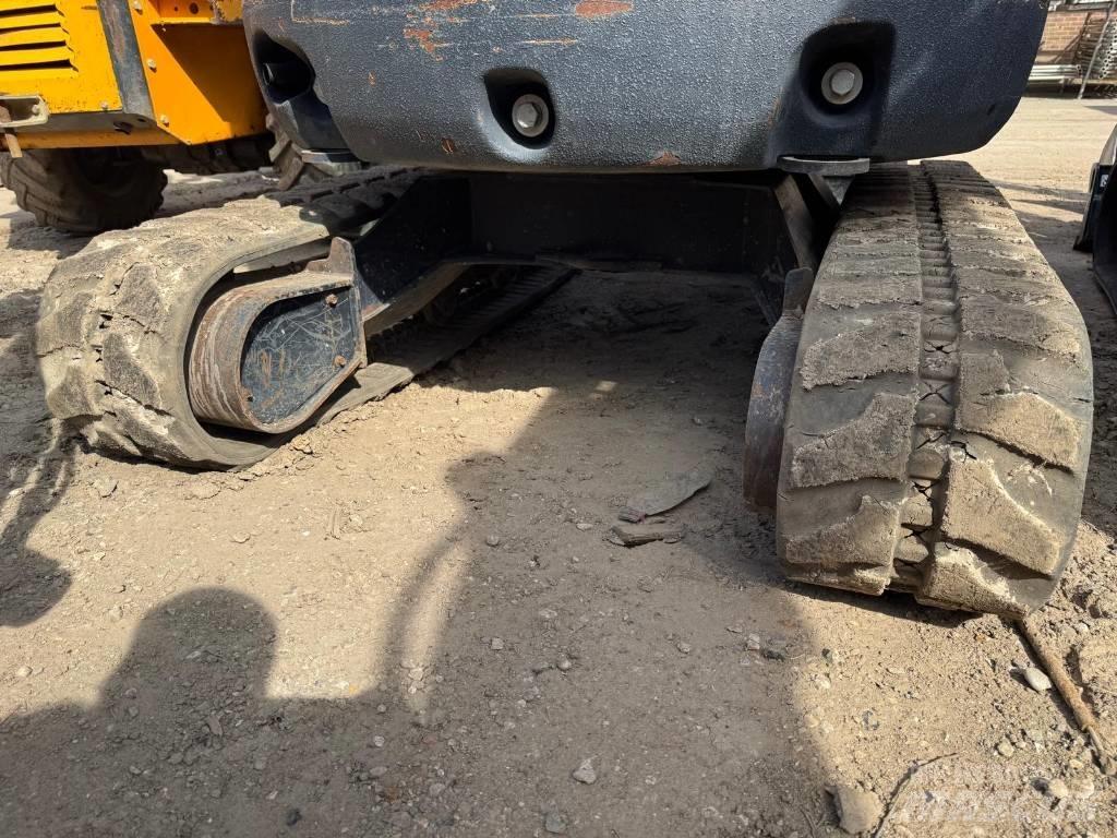 Kubota U 27-4 Mini excavadoras < 7t