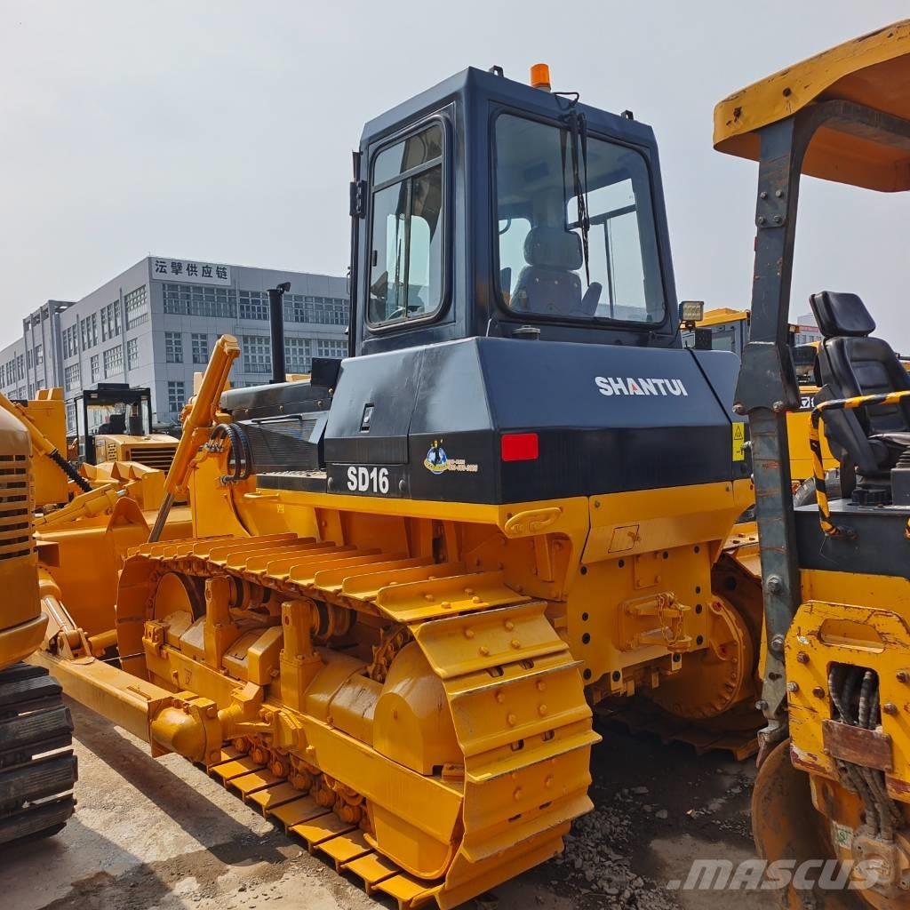 Shantui SD 16 Buldozer sobre oruga