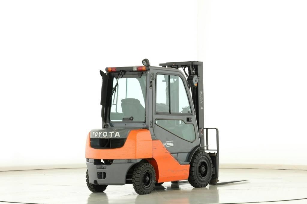 Toyota 02-8 FDF 25 Carretillas diesel