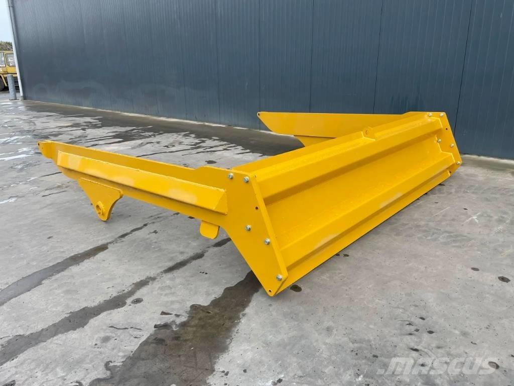 Volvo A35G Puertas traseras