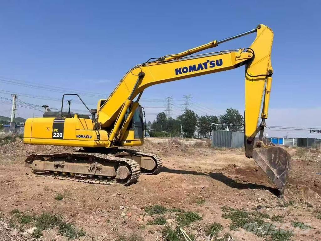 Komatsu PC 220-8MO Excavadoras de cadenas