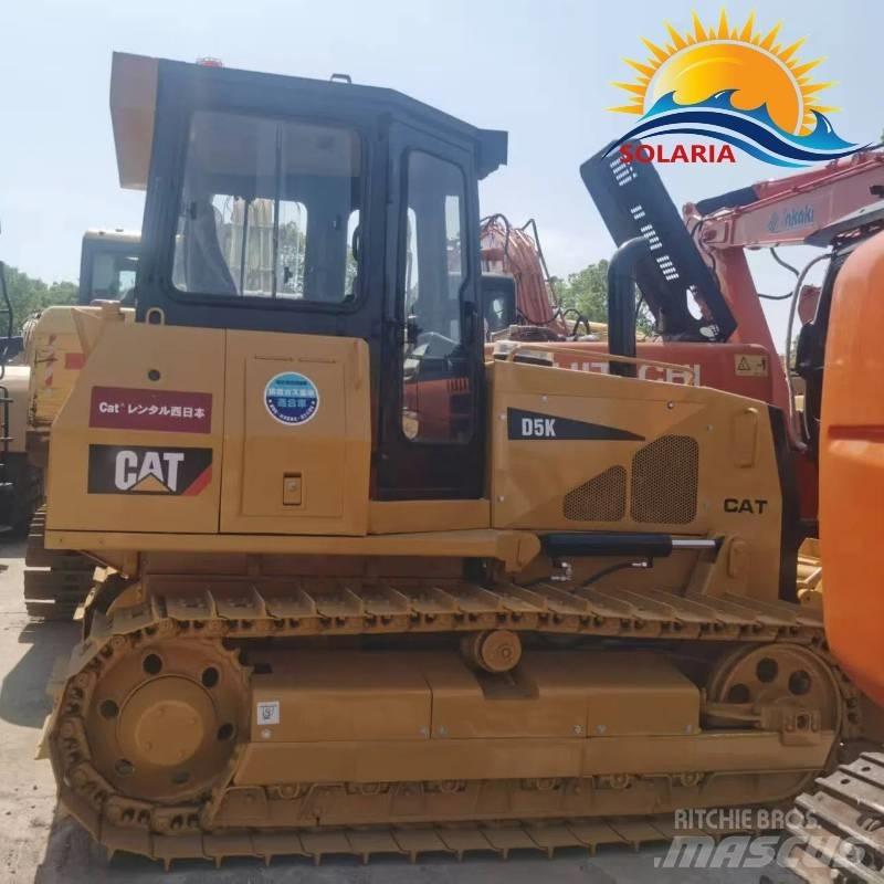 CAT D 5 K Buldozer sobre oruga