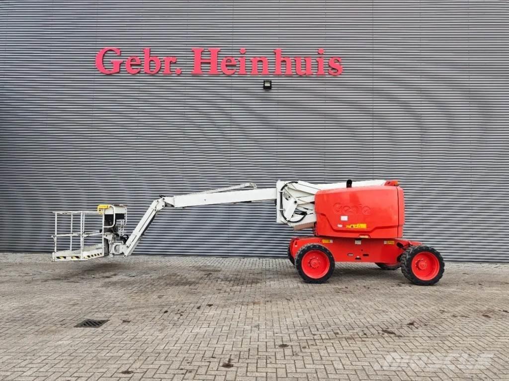 Genie Z-62/40 Plataforma de trabajo articulada
