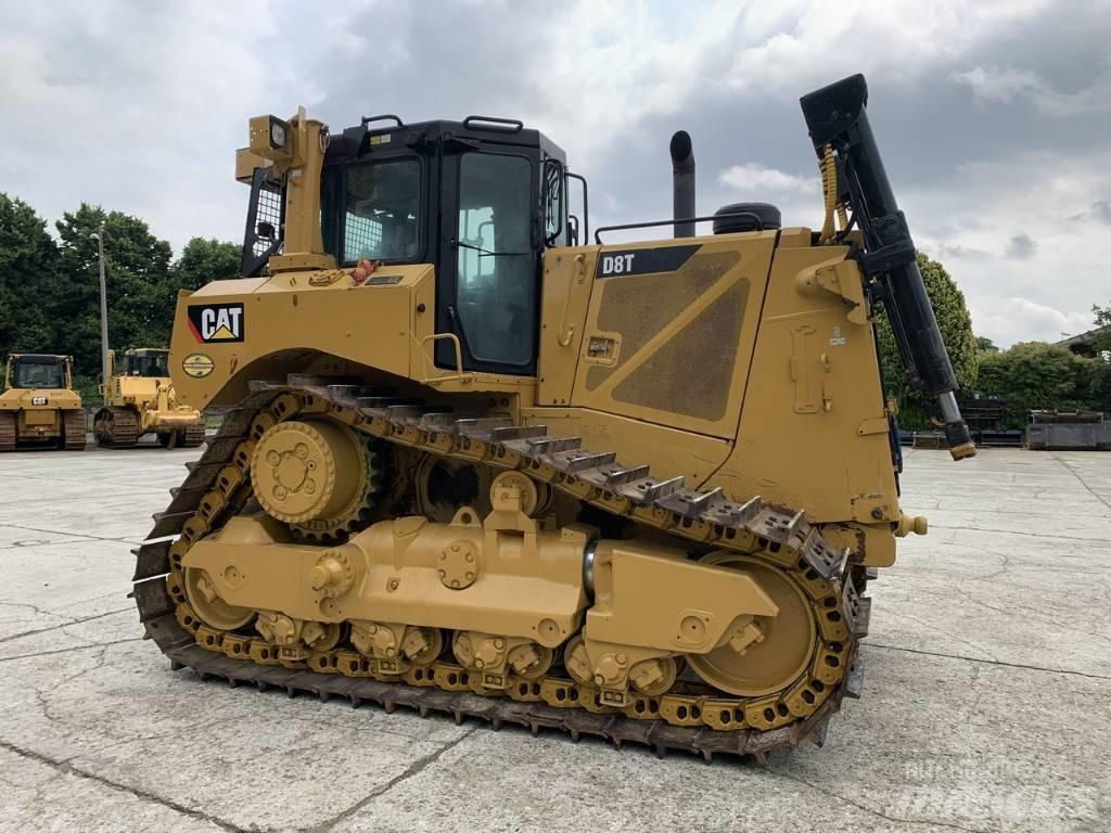 CAT D 8 T Buldozer sobre oruga