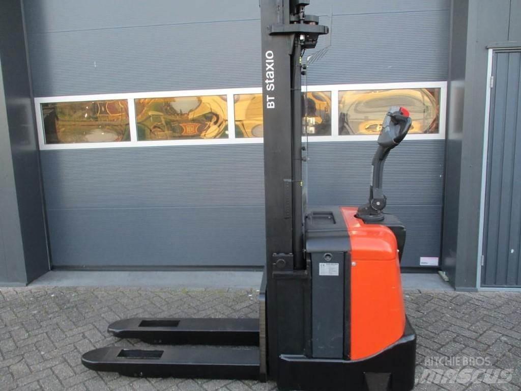 BT SPE 160L Apiladores eléctricos