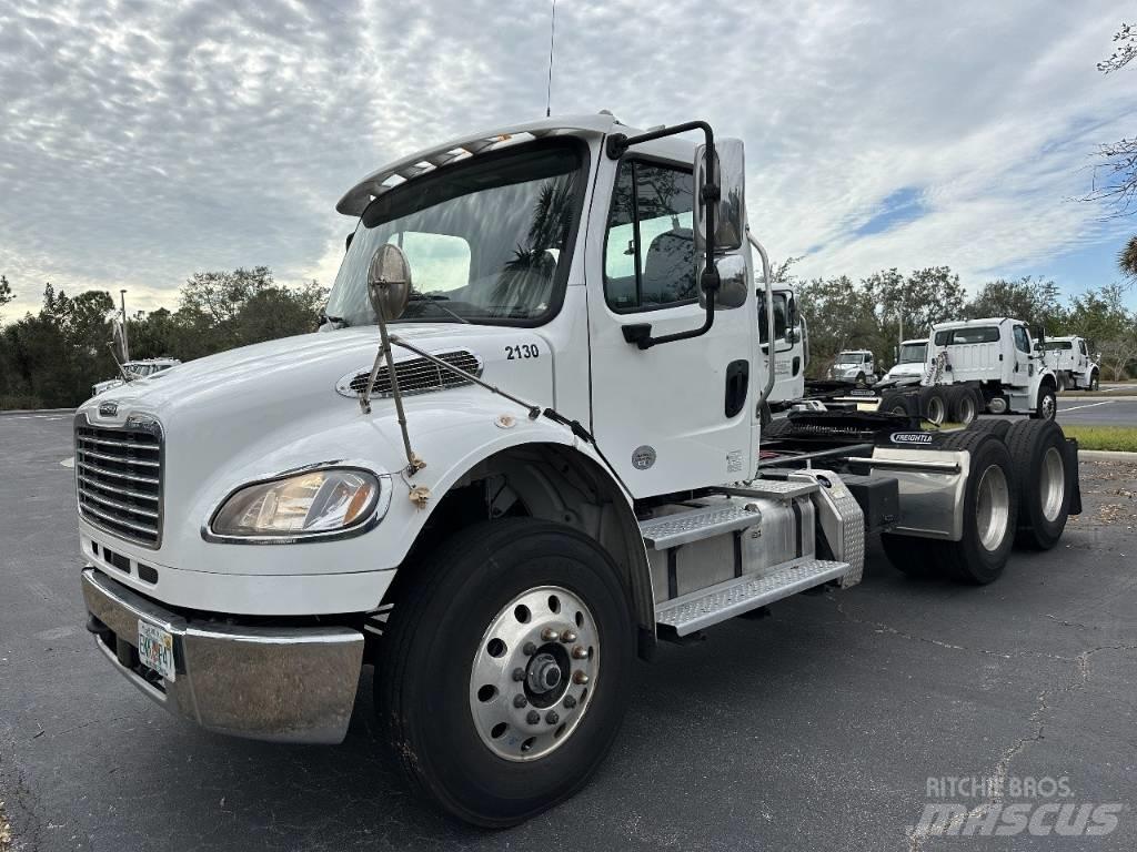 Freightliner M2 Cabezas tractoras