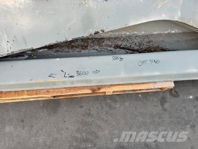 CAT 740 TAILGATE Dúmpers articulados