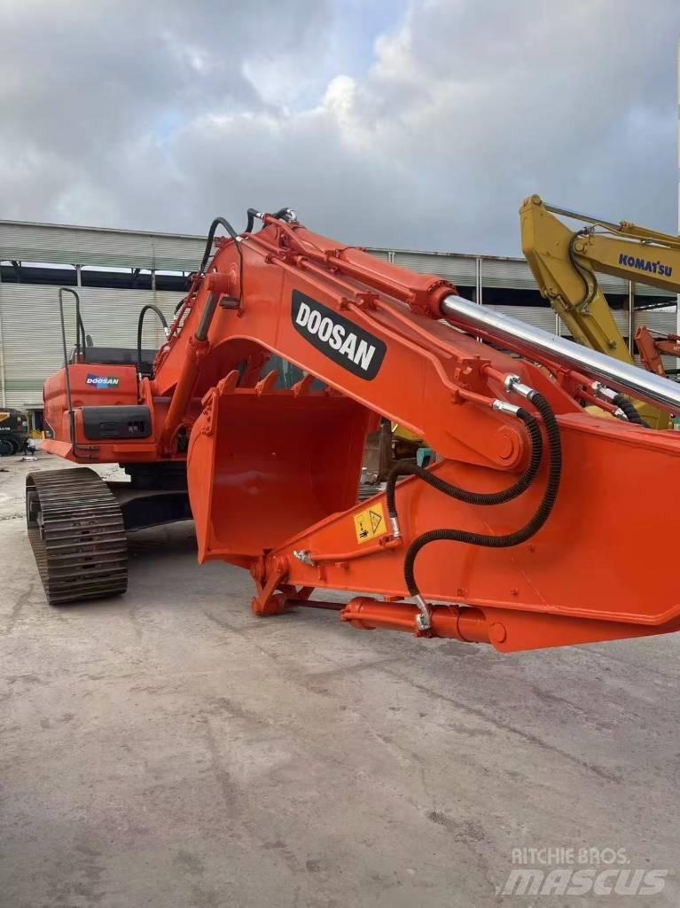 Doosan DX300LC-9C Excavadoras de cadenas