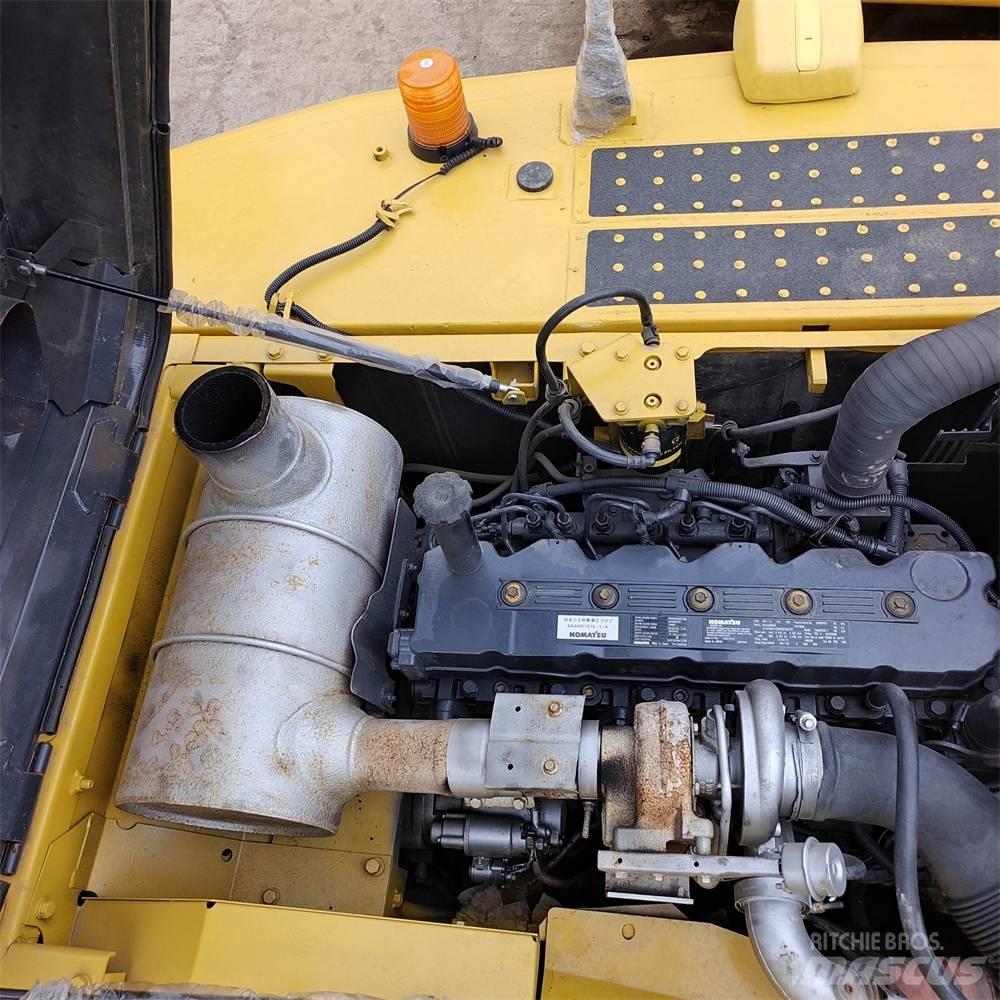 Komatsu PC 220-8 Excavadoras de cadenas
