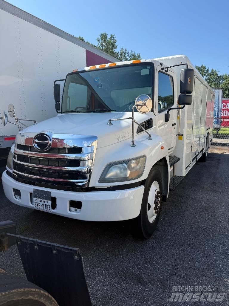 Hino 338 Camiones botelleros