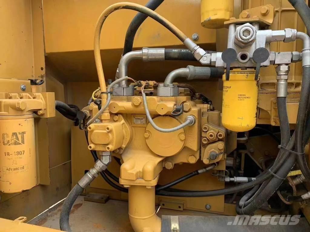 CAT 323D Excavadoras de cadenas
