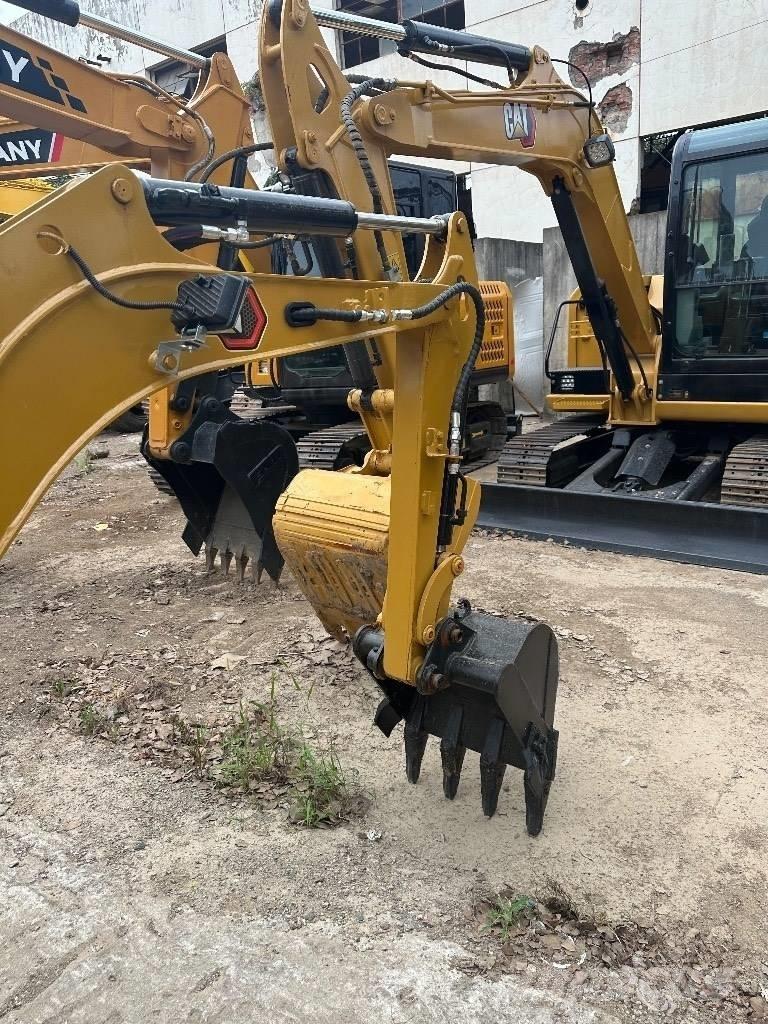 CAT 302 Mini excavadoras < 7t